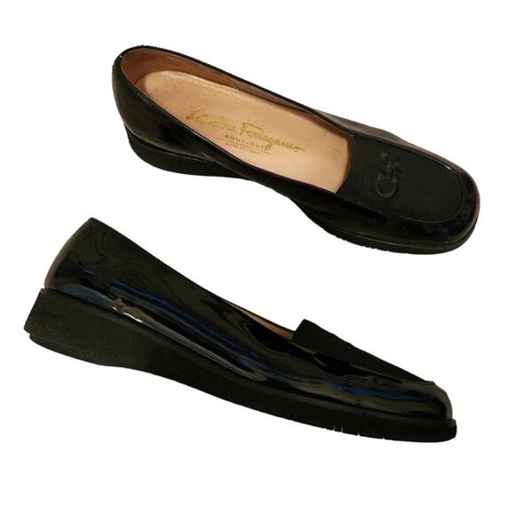 SALVATORE FERRAGAMO BLACK SLIP ON LOAFER SIZE 6B - Picture 1 of 10